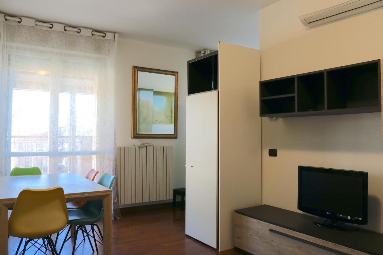 Happy Flat With Terrace Apartment Milan Exterior photo